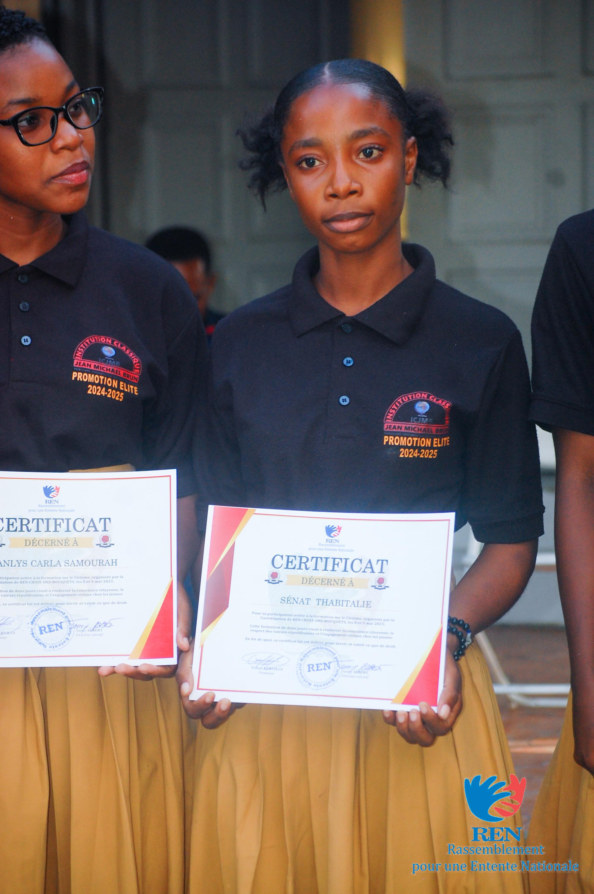REMISE CERTIFICAT CROIX DES BOUQUETS - IMG 20250526 WA0102